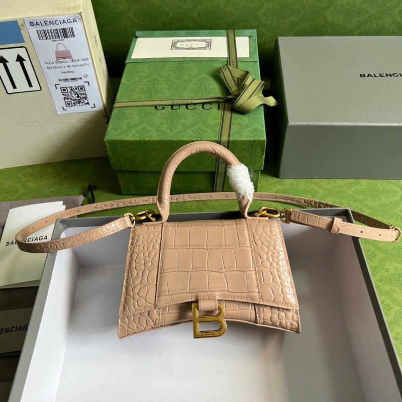 LO - GCC Bags - 4952