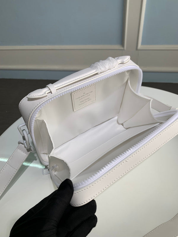 LO - LV Bags - 15410