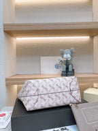LO - CCH Bags - 004