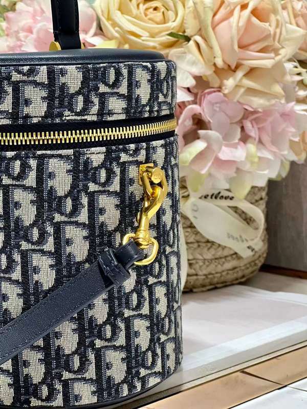 LO - DYOR   BAGS FOR WOMEN - FASHION LUXURY BAGS 046