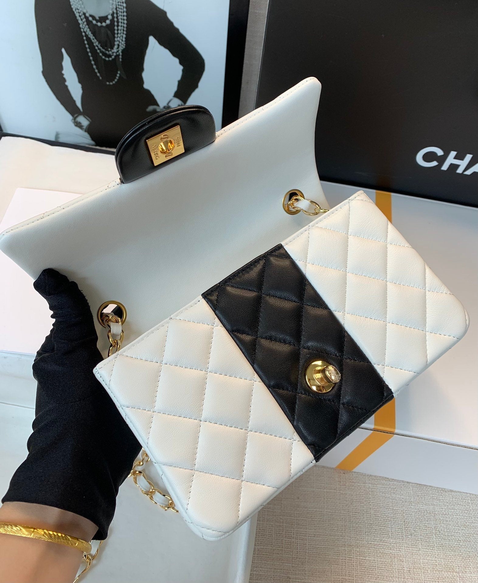CHL - Mini Flap Bag White For Women 7.8in/20LO