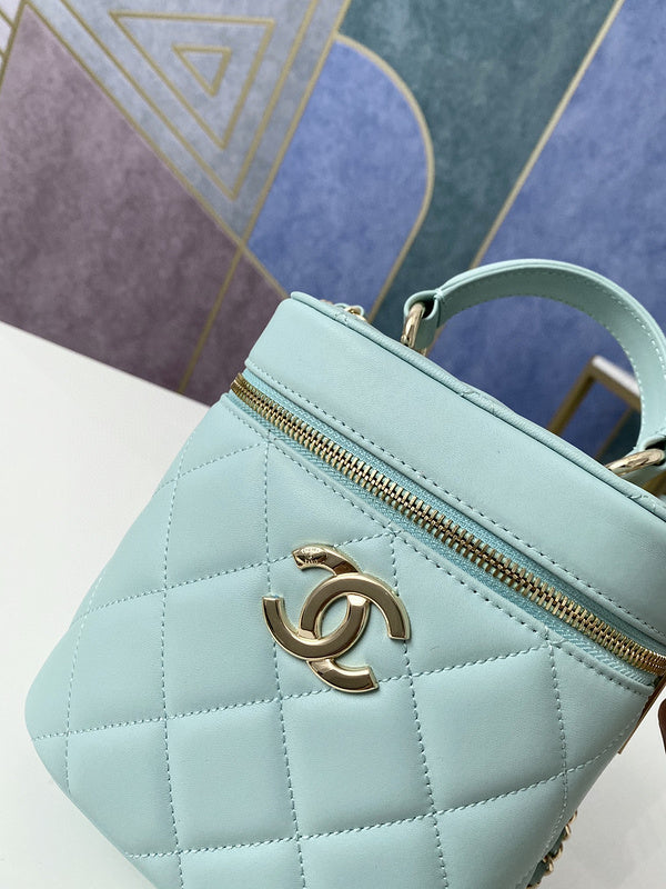 LO - CHL Bags - 1967