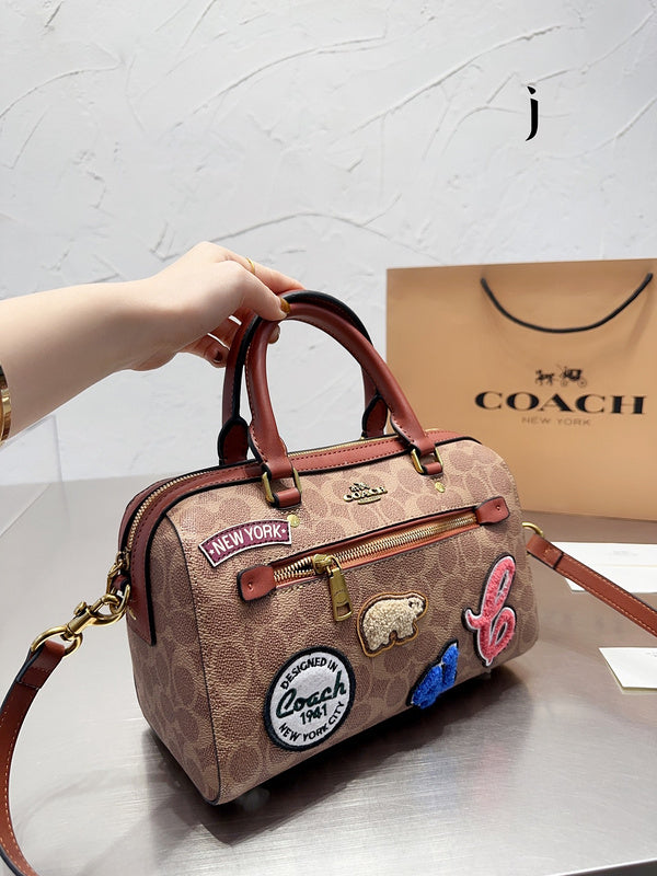 LO - CCH Bags - 390
