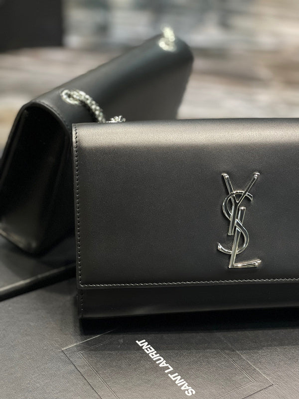 BB - YSL Bag - 1943