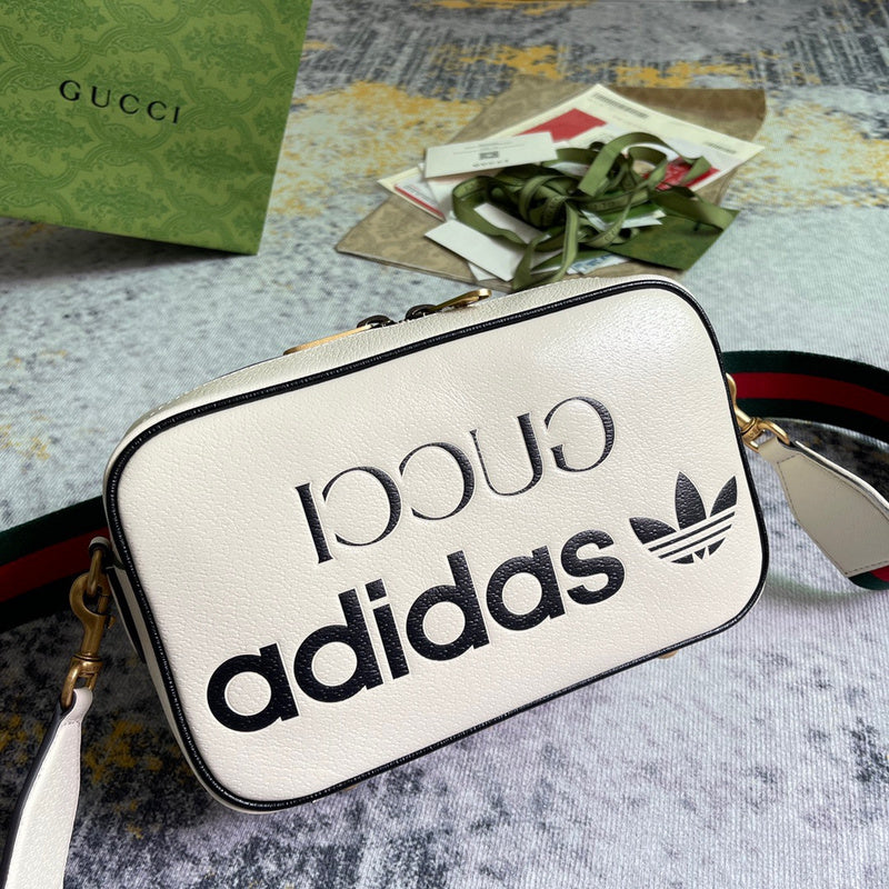 LO - GCC Bags - 1919