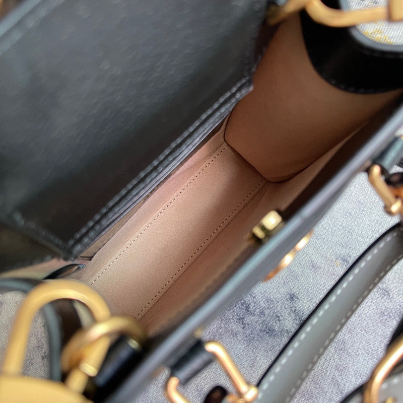 LO - GCC Bags - 2160