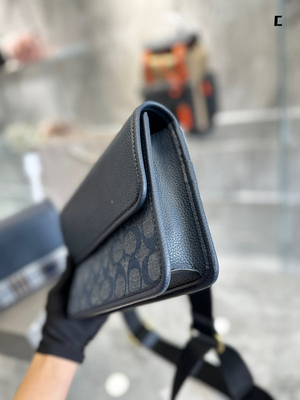 LO - CCH Bags - 268