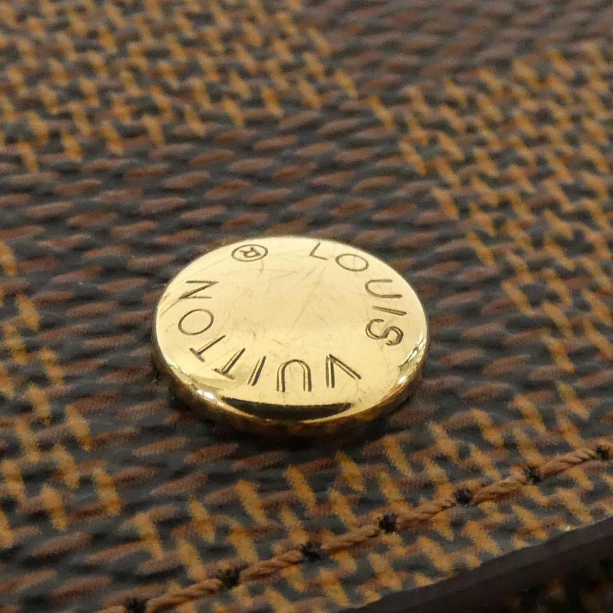LO-LV bags 1857