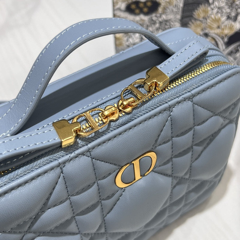 Lusso Official - DYOR FASHION BAGS - 2024