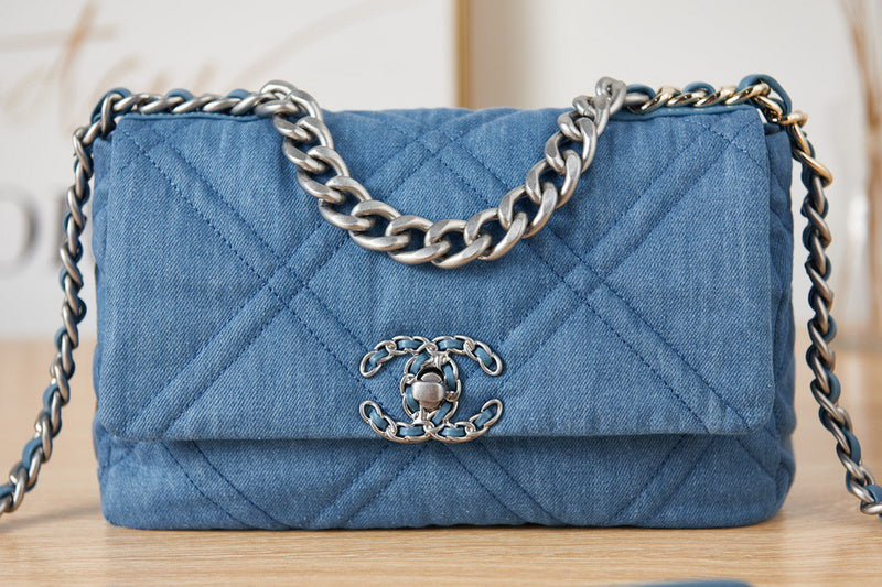 LO - CHL Bags - 2015