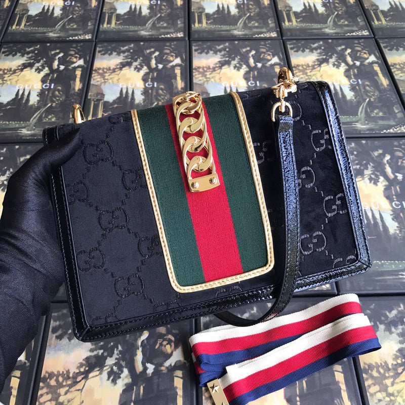 LO - GCC Bags - 6379