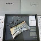 BLN-Ciaga Hourglass Wallet On Chain in SliTLM -, For Women,  Bags 9in/23LO