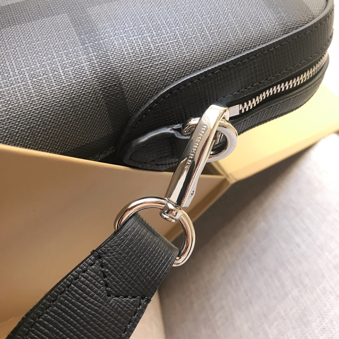 B-Berry - BB  London Check And Briefcase For Men, Bags 14.6in/37LO 80139481