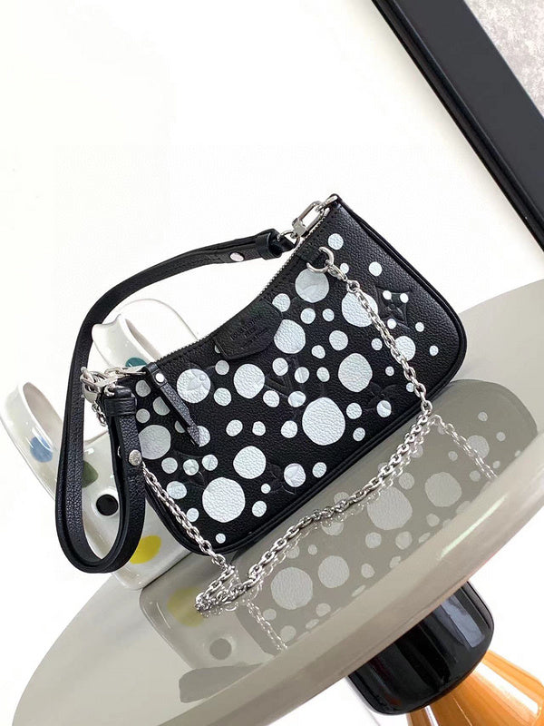 LO-LV bags 8767