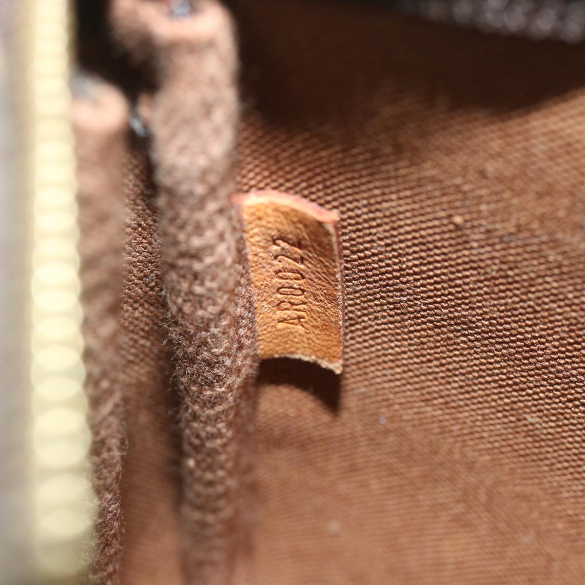 LO-LV bags 747