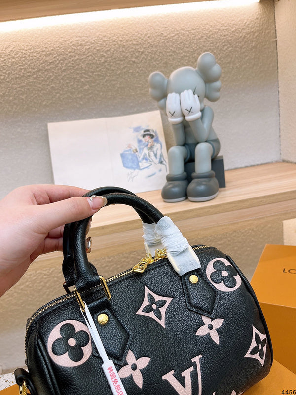 LO - LV Bags - 15136