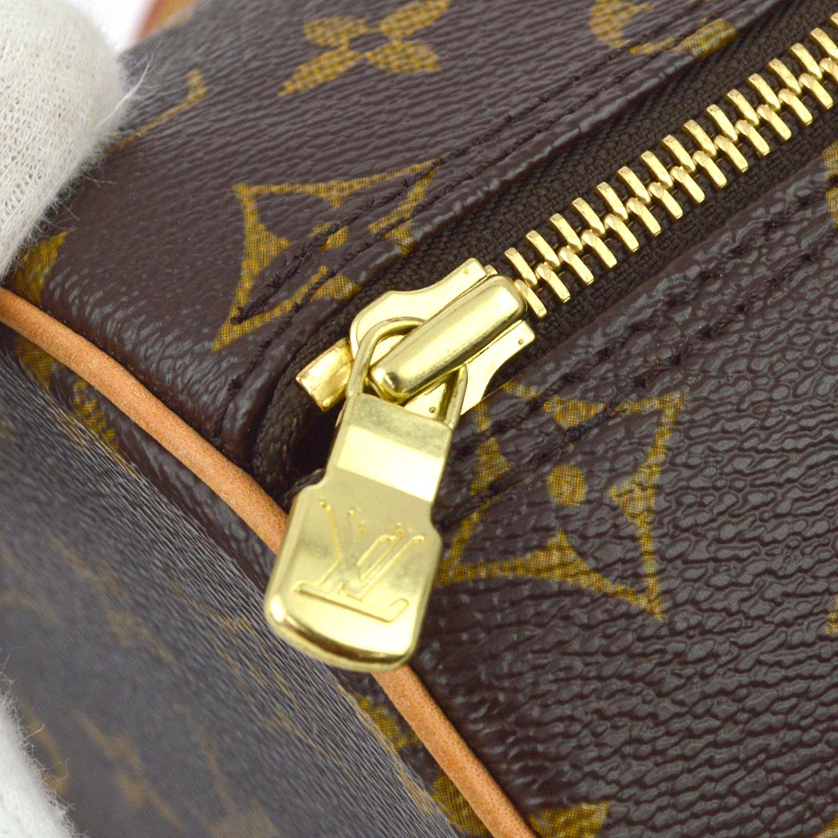 LO-LV bags 2970