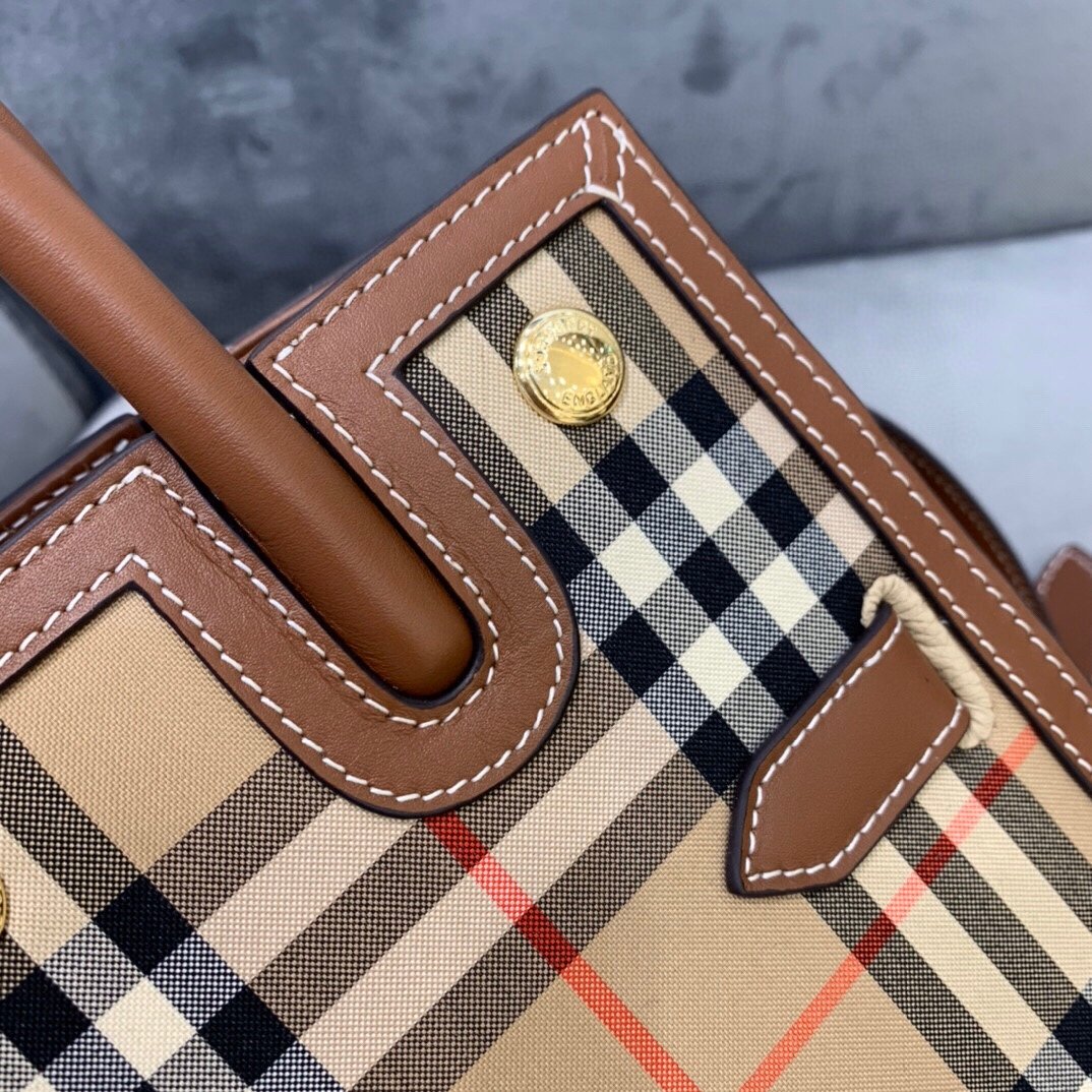 B-Berry - BB  Mini  Archive Beige For Women, Women’s Bags, Shoulder And Crossbody Bags 10.2in/ 26LO BUR 80246851