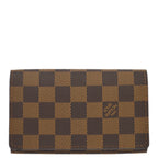 LO-LV bags 1840