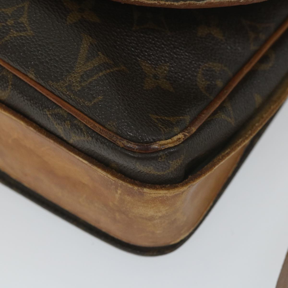 LO-LV bags 6572