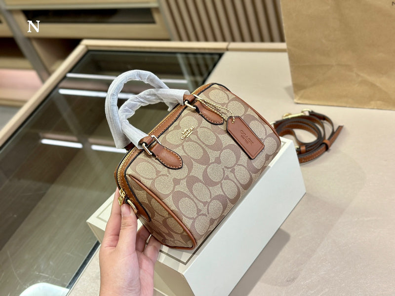 LO - CCH Bags - 077
