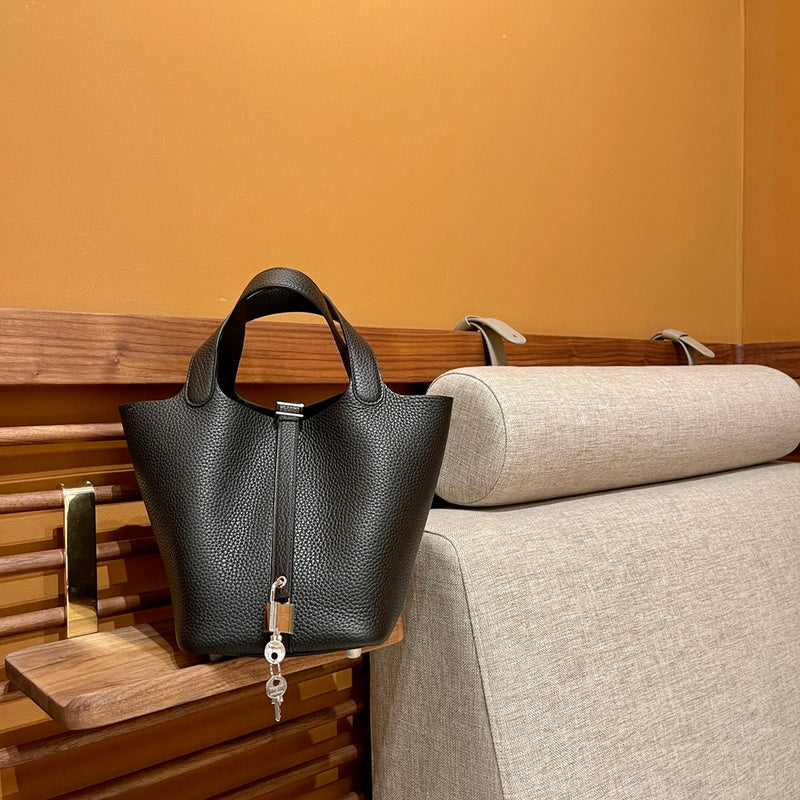 LO - HRMS LUXURY BAGS - 1006
