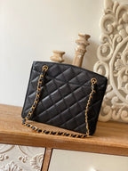 CHL -  Black Medium Quilted Caviar Tote Bag For Women 28LO/11in