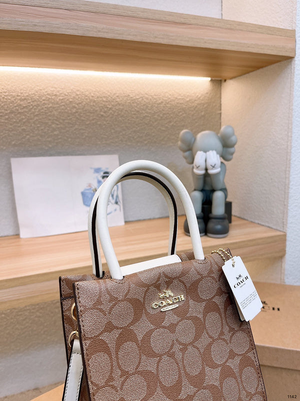 LO - CCH Bags - 439