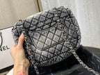 LO - CHL Bags - 1952