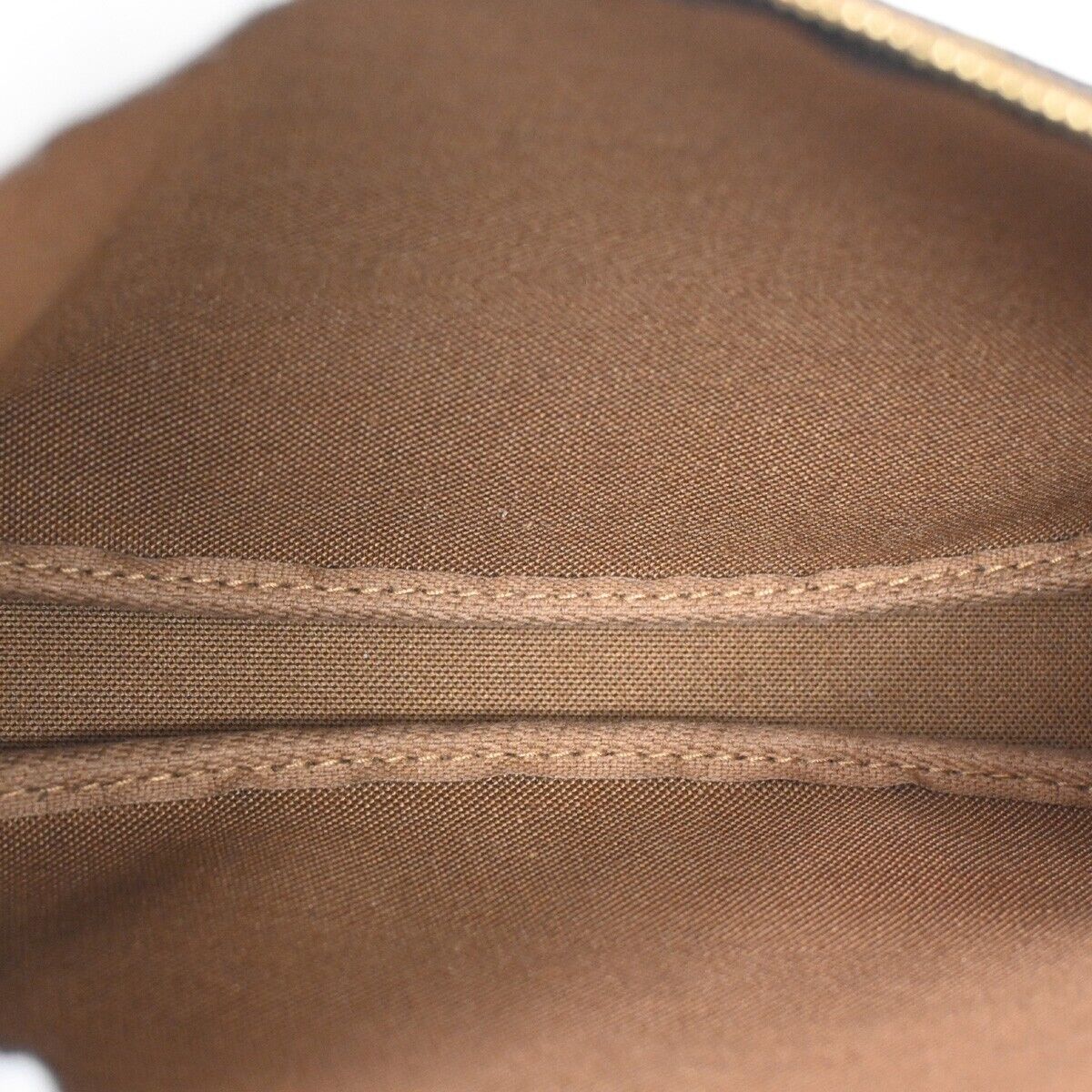 LO-LV bags 862