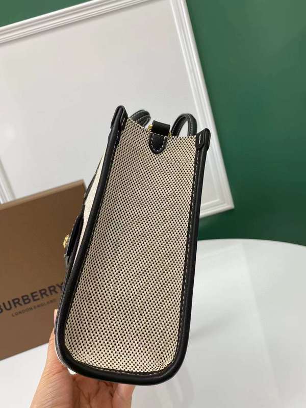 LO - B-BERRY BAGS - 013