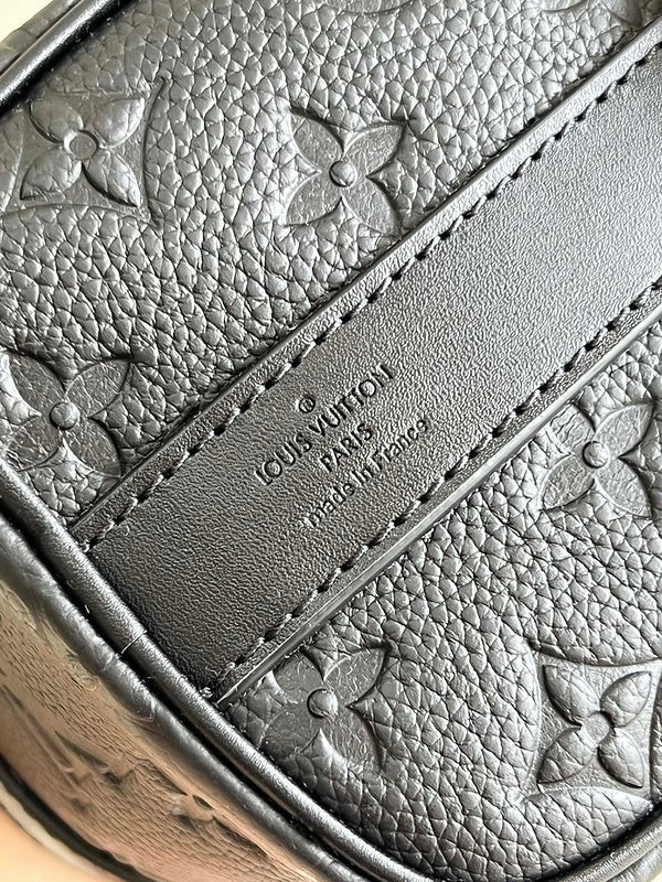 LO - LV Bags - 15369