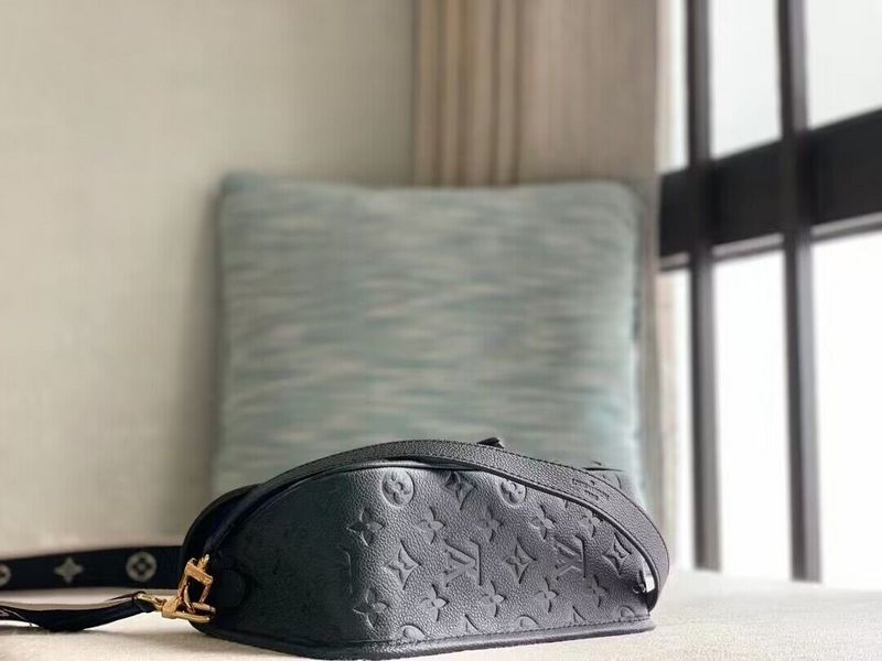 LO - LV Bags - 15617