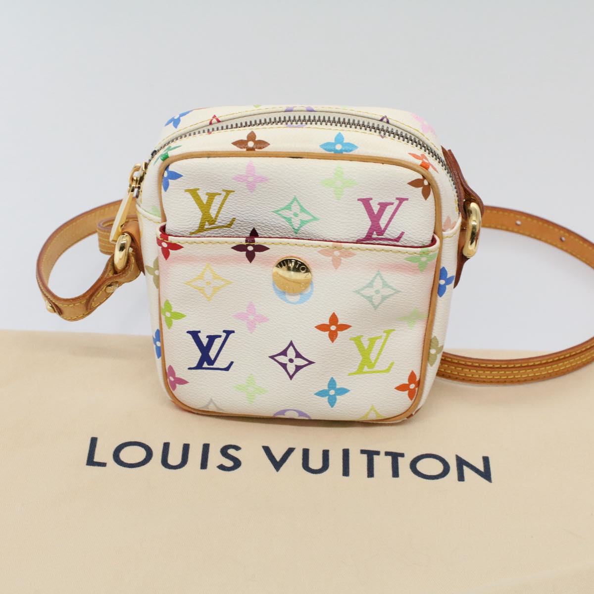 LO-LV bags 6449
