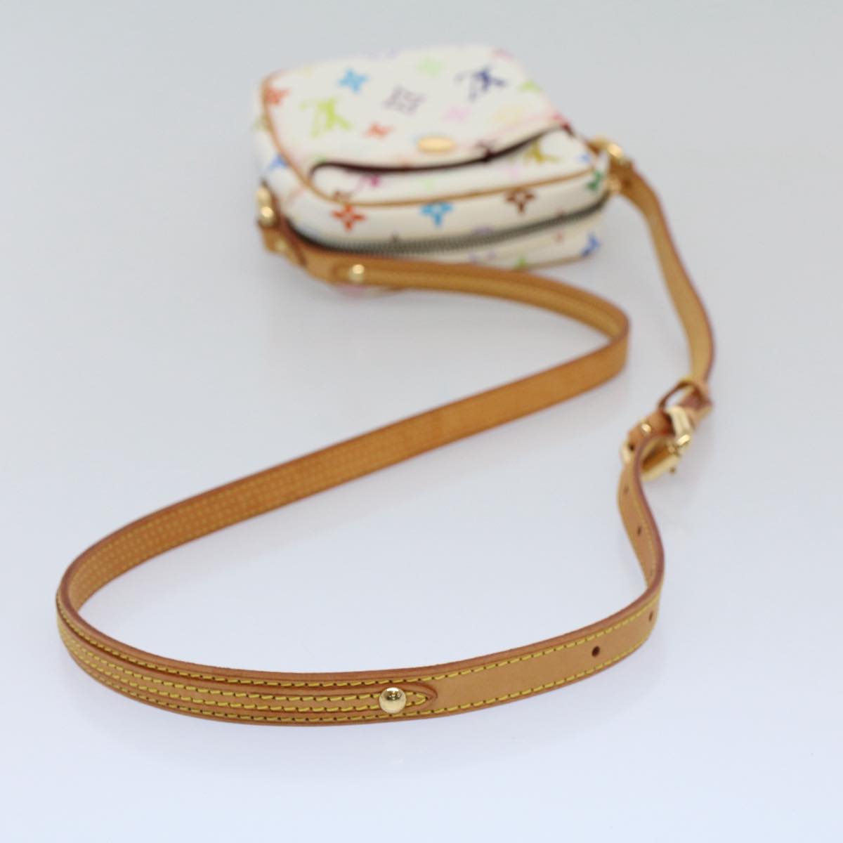 LO-LV bags 6449