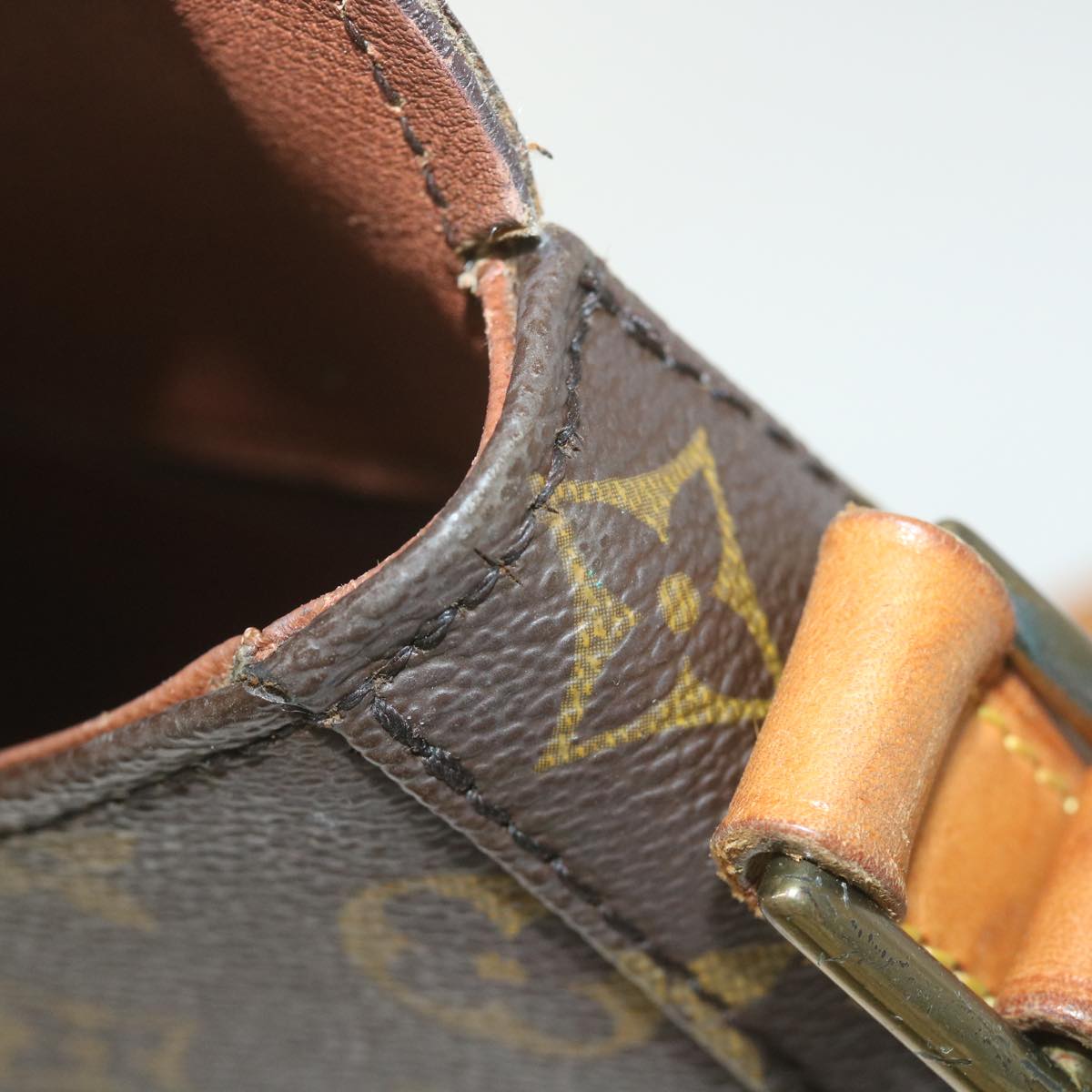 LO-LV bags 6529