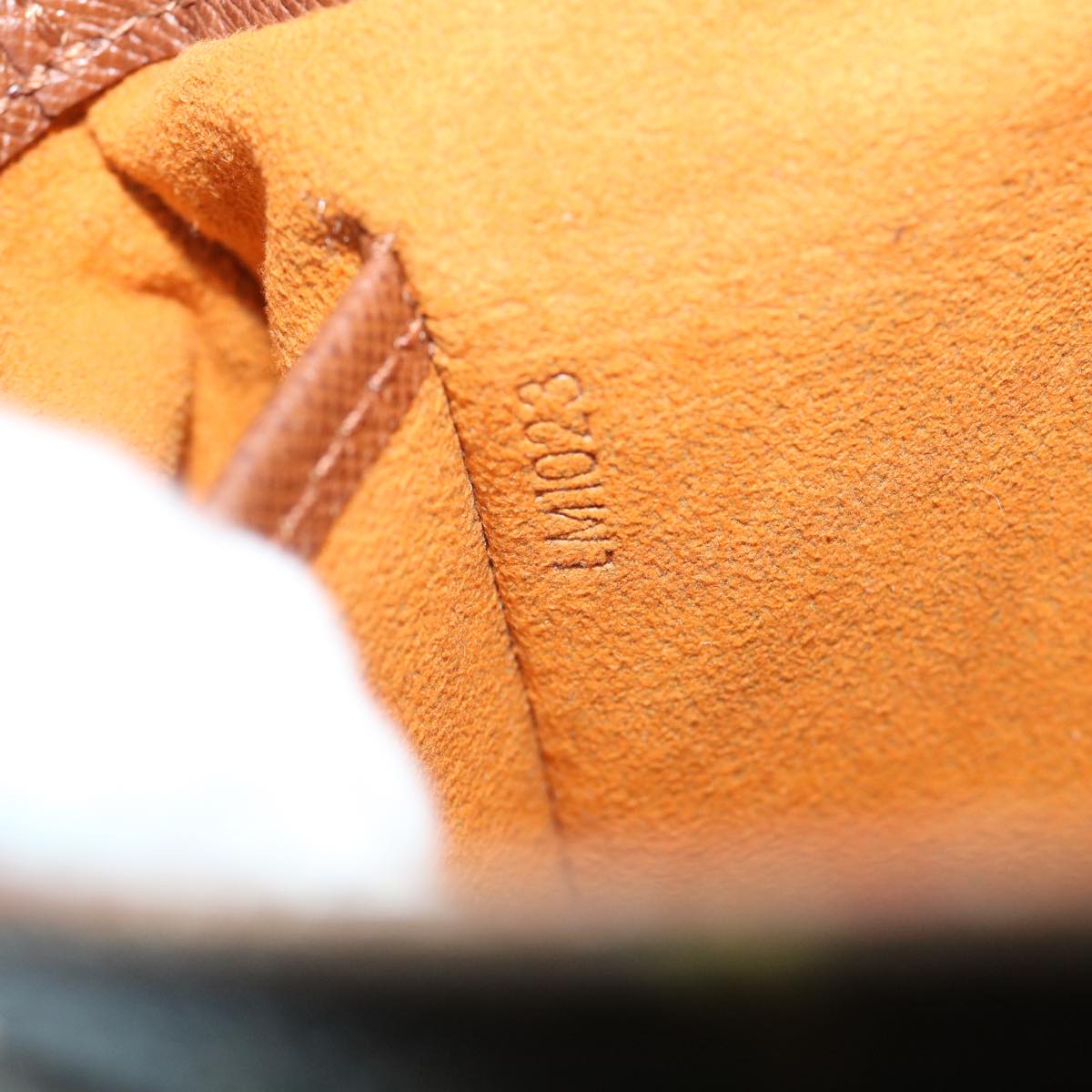 LO-LV bags 6467
