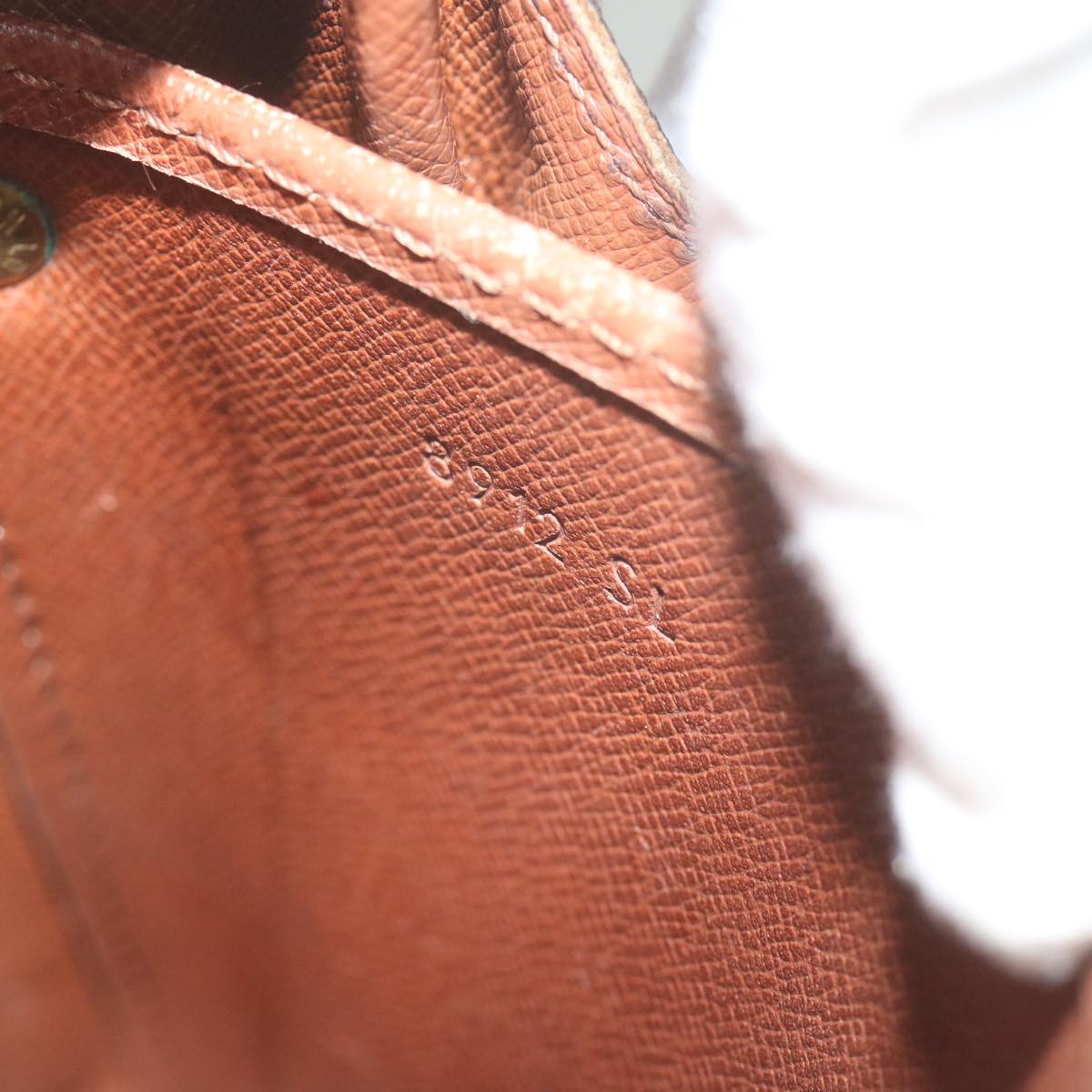 LO-LV bags 6536