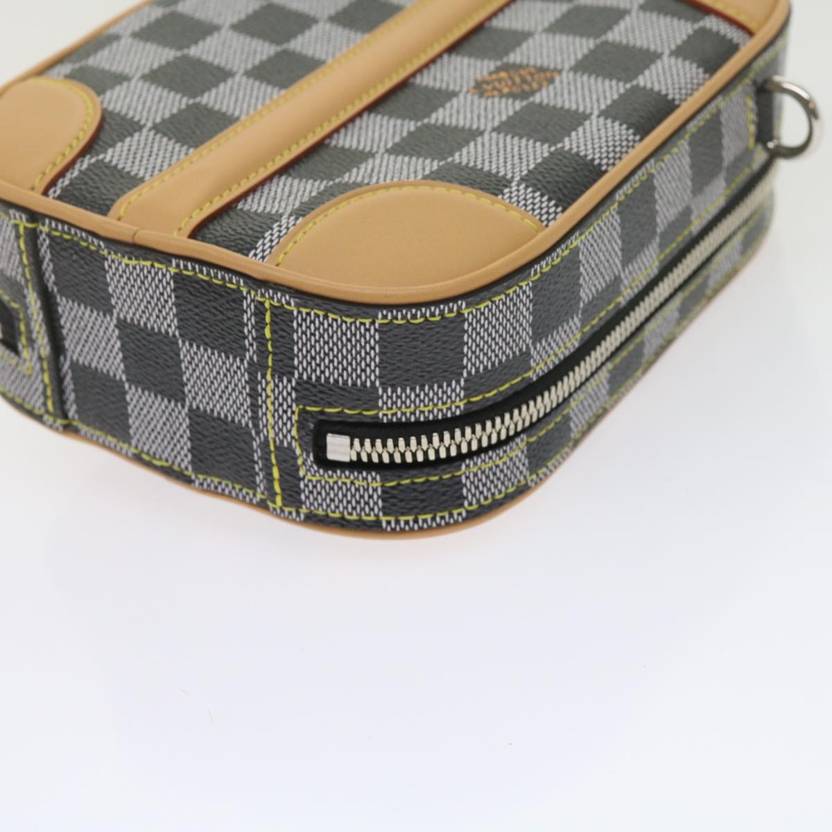 LO-LV bags 1985