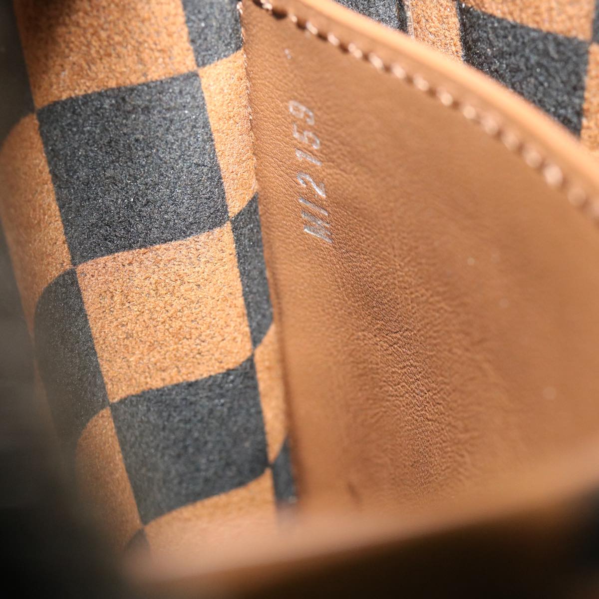 LO-LV bags 1985