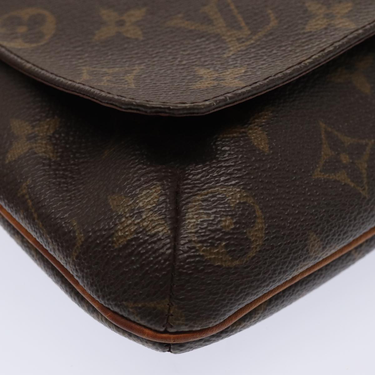 LO-LV bags 6186