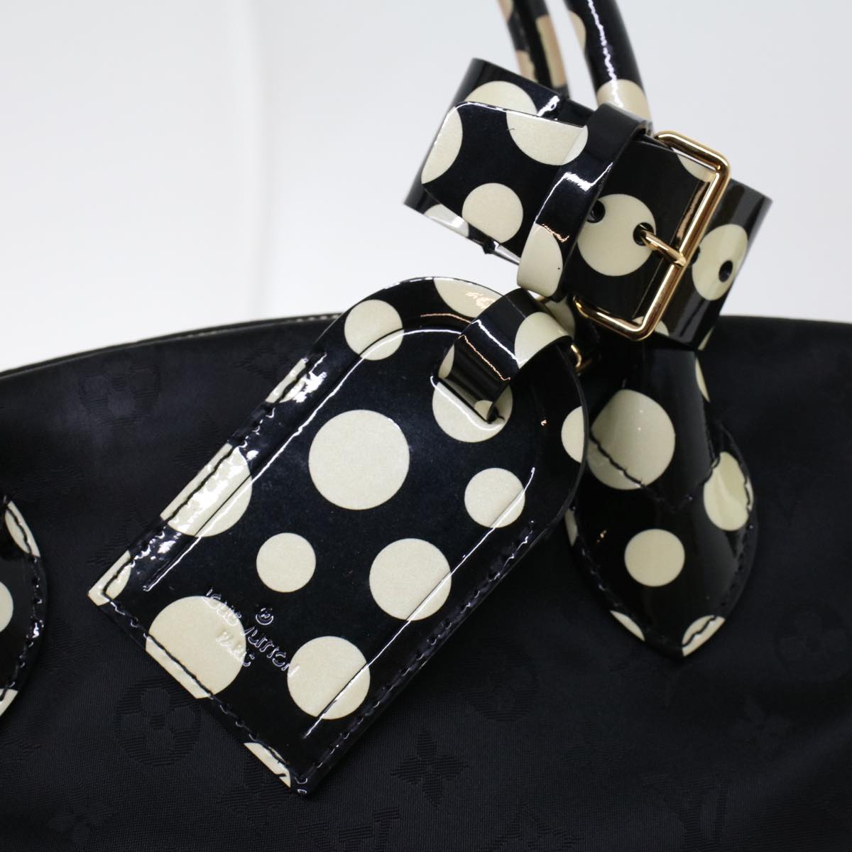 LO-LV bags 2736