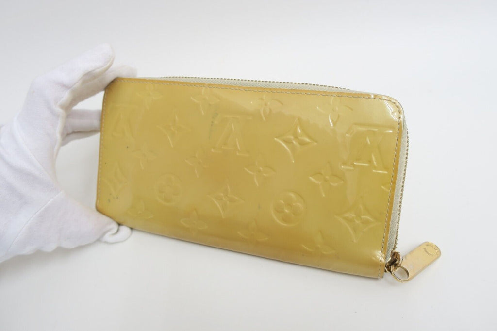 LO-LV bags 2730
