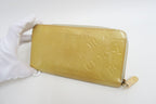 LO-LV bags 2730