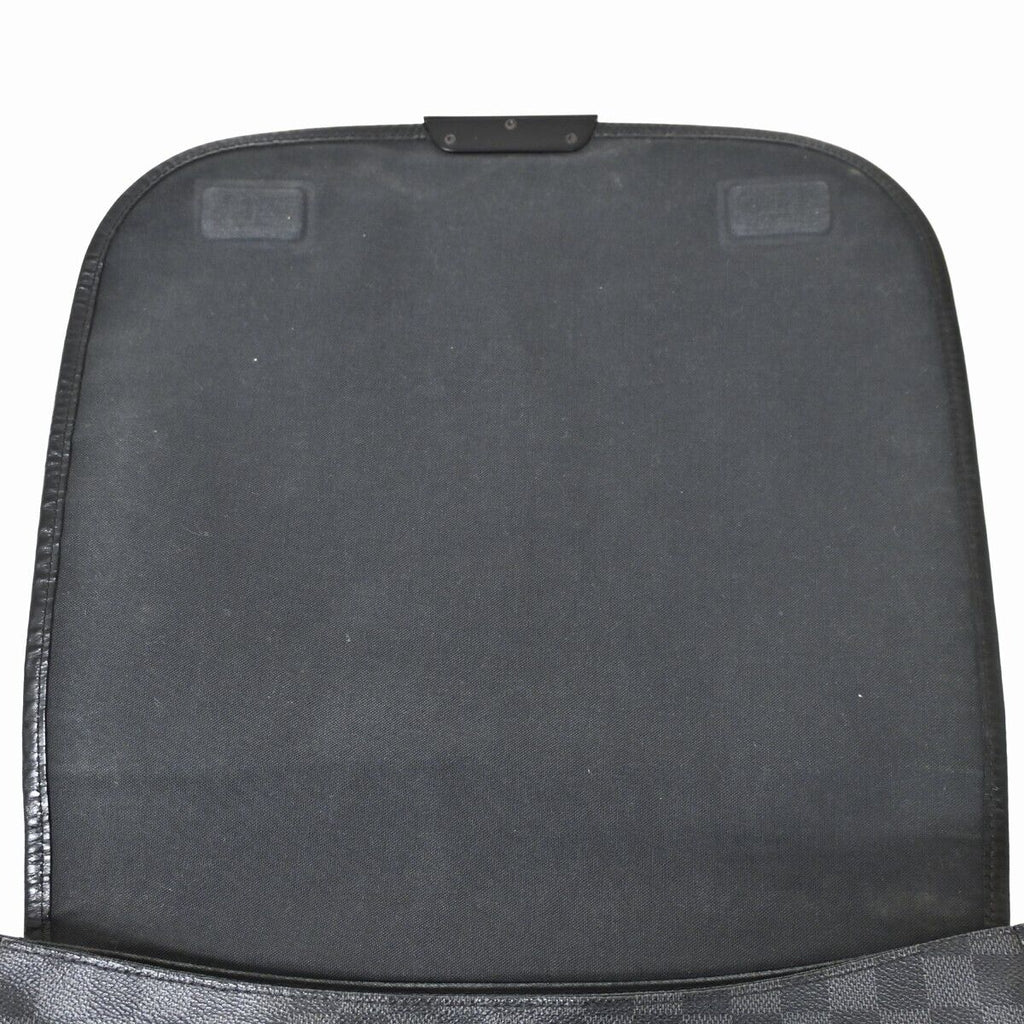 LO-LV bags 2037