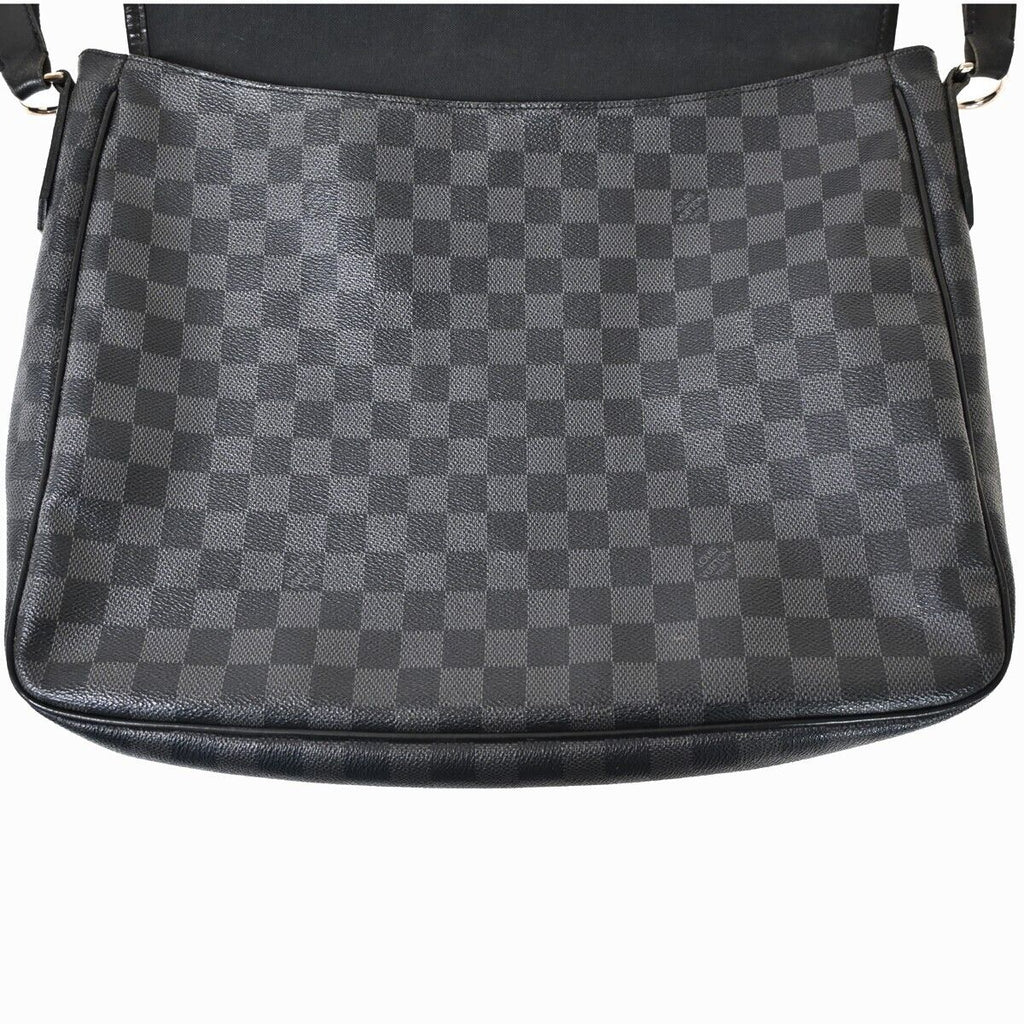 LO-LV bags 2037