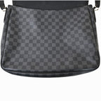 LO-LV bags 2037