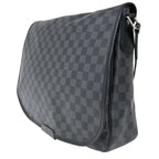 LO-LV bags 2037