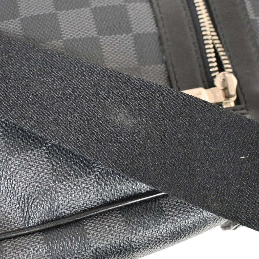 LO-LV bags 2037