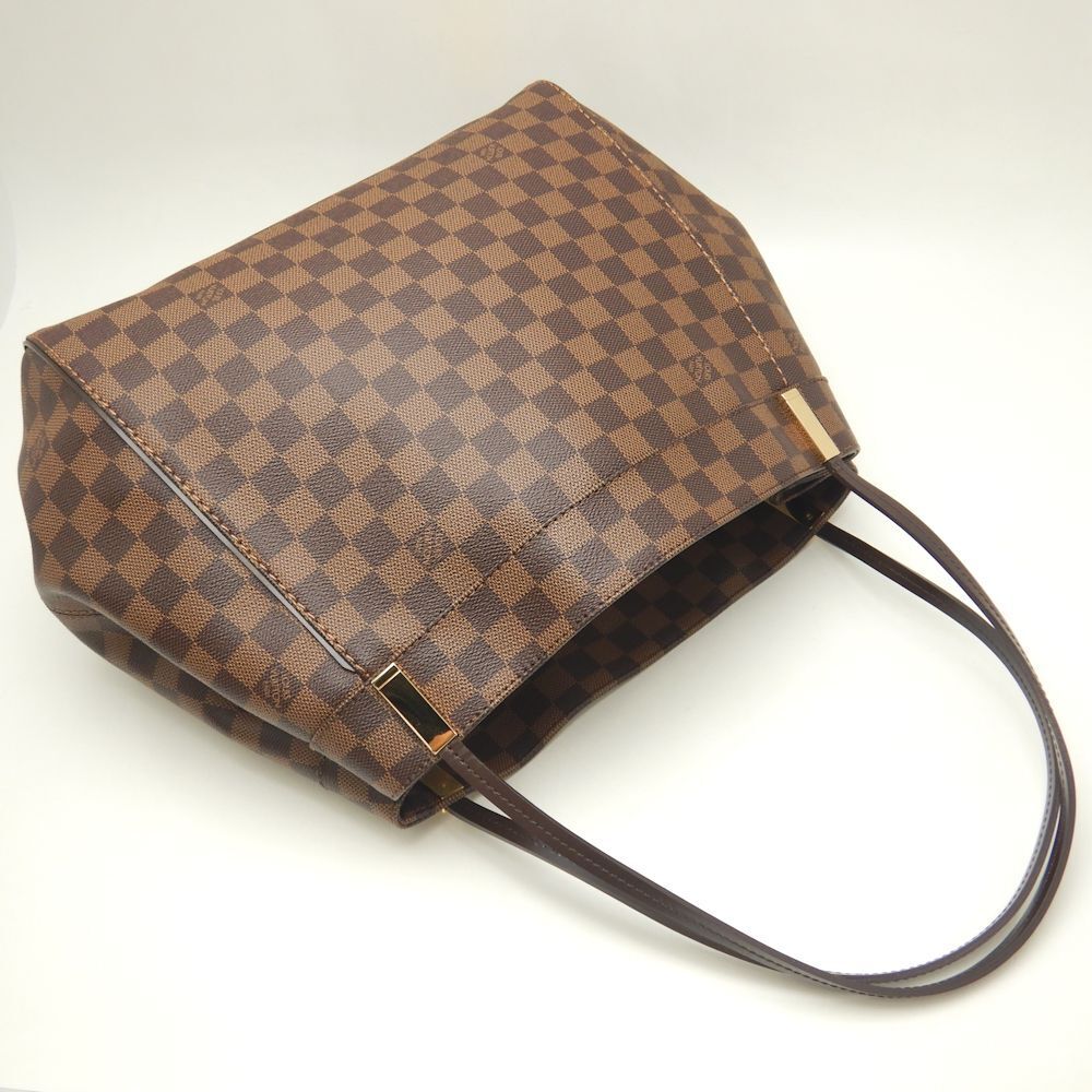 LO-LV bags 1898